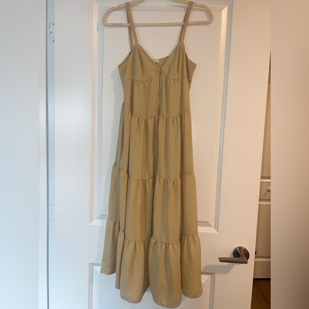 Riley & Rae Dress - Picture 2 of 4